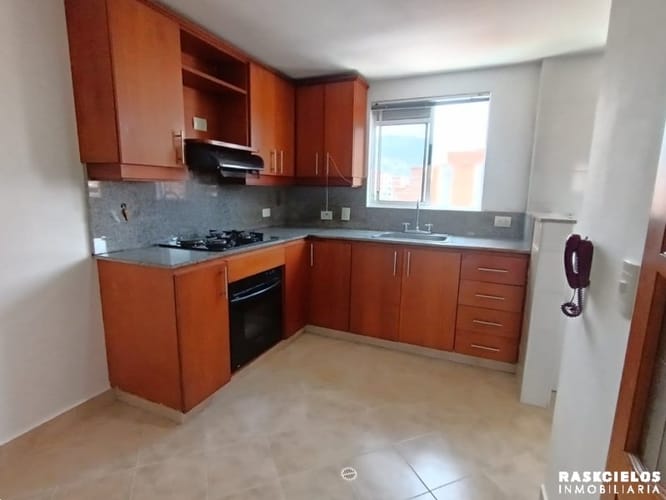 Apartamento de 3 alcobas en arriendo en Las Acacias, Medellín, 107 m² · foto 15 de 19