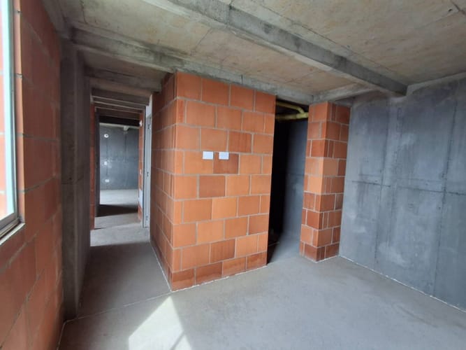 Apartamento en venta en Manrique Central, Medellín · foto 11 de 12