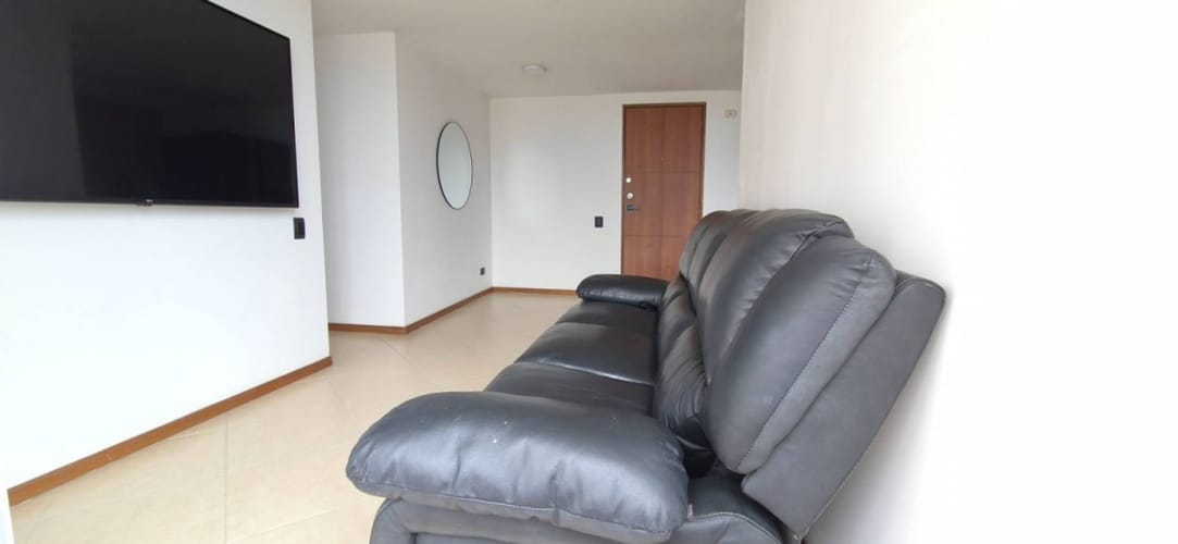 Apartamento en venta en Loma Del Indio, Medellín · foto 3 de 12