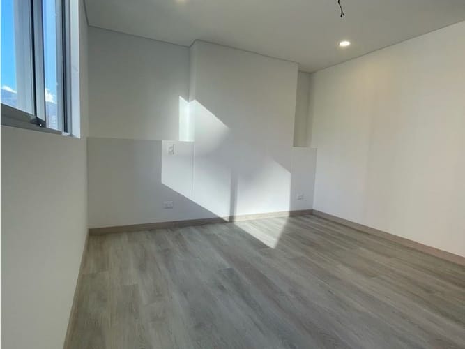 Apartamento de 2 alcobas en venta en Cumbres, Envigado, 98 m² · foto 7 de 11