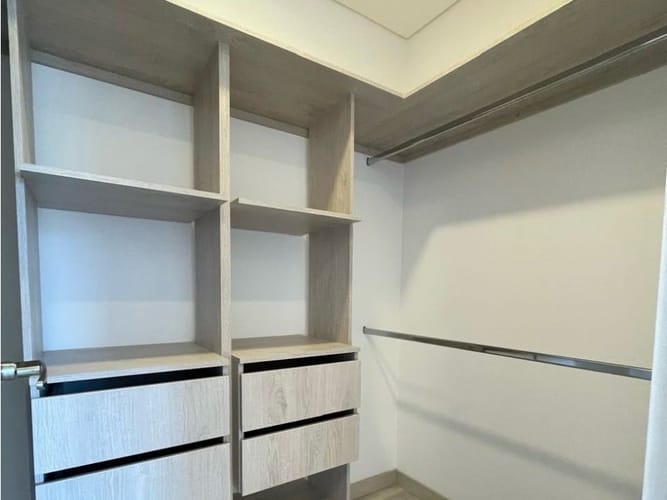 Apartamento de 2 alcobas en venta en Cumbres, Envigado, 98 m² · foto 8 de 11