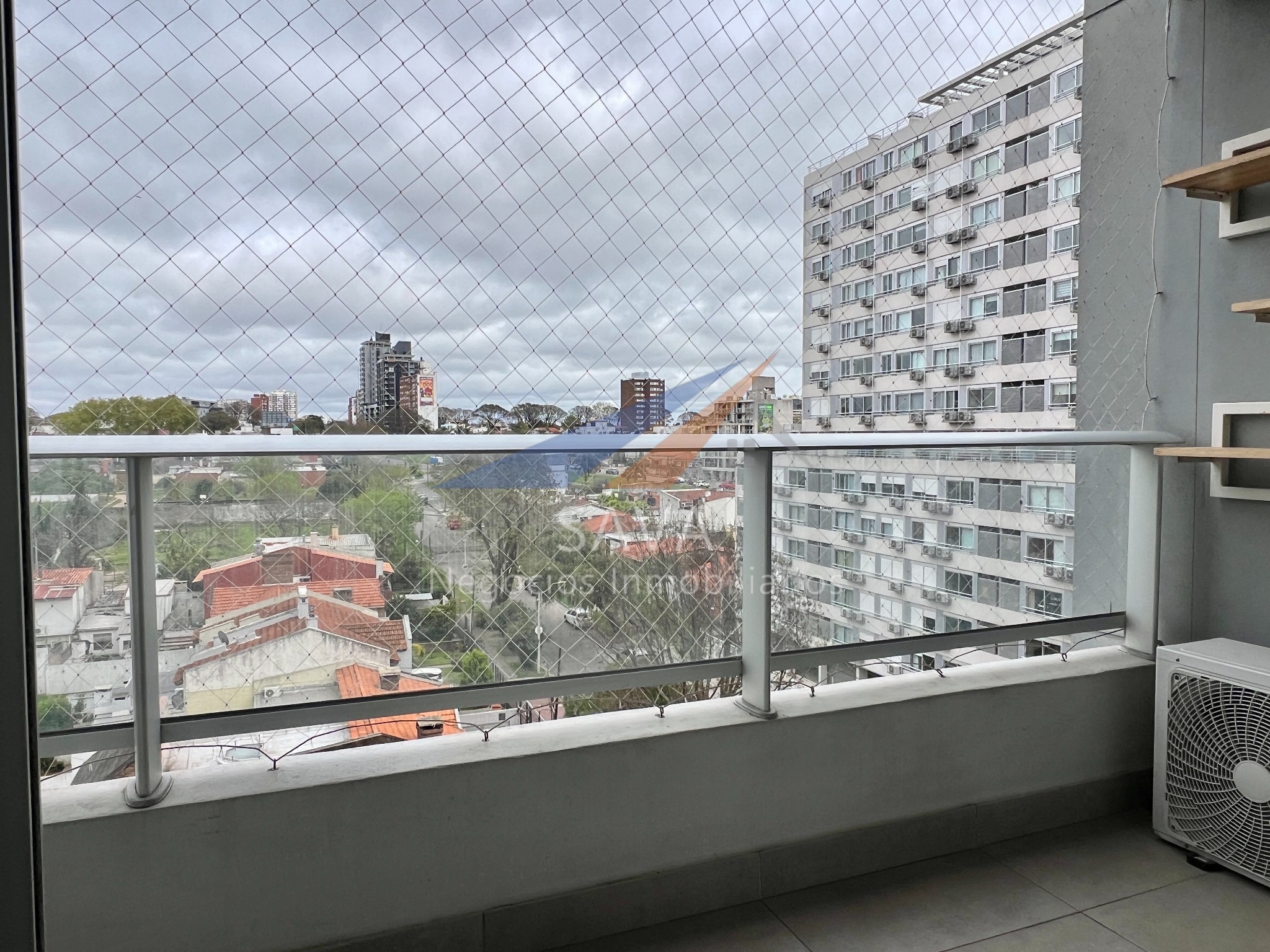 Alquiler Apartamento 2 Dormitorios en Malvin! Se Aceptan Mascotas. Garage Incluido · Foto 5