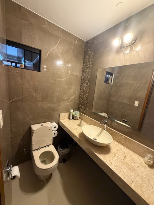 VENDO HERMOSA CASA EN FERNANDO Z SUR - foto 3