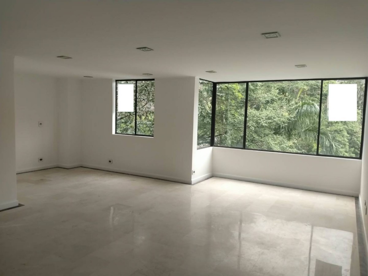Apartamento en Arriendo en El Poblado, Medellín