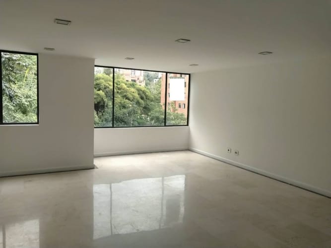 Apartamento de 2 alcobas en arriendo en El Poblado, Medellín, 90 m² · foto 3 de 20
