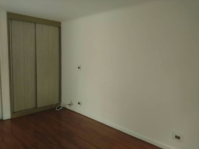 Apartamento de 2 alcobas en arriendo en El Poblado, Medellín, 90 m² · foto 12 de 20