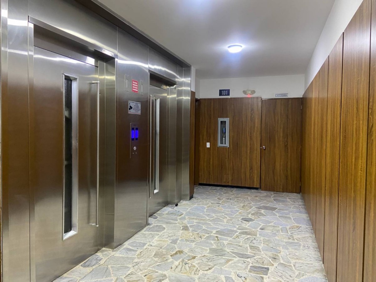 Apartamento en venta en Las Aguas, Bogotá · foto 3 de 24
