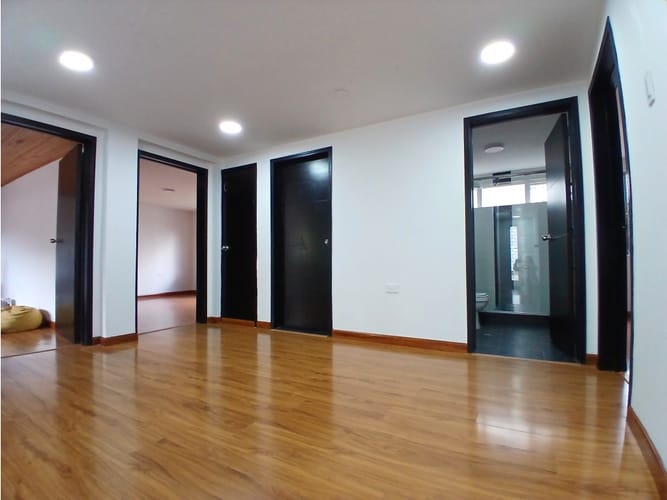 Casa de 4 alcobas en venta en Santa Ana, Bogotá, 260 m² · foto 10 de 18