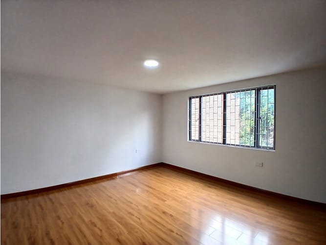 Casa de 4 alcobas en venta en Santa Ana, Bogotá, 260 m² · foto 16 de 18