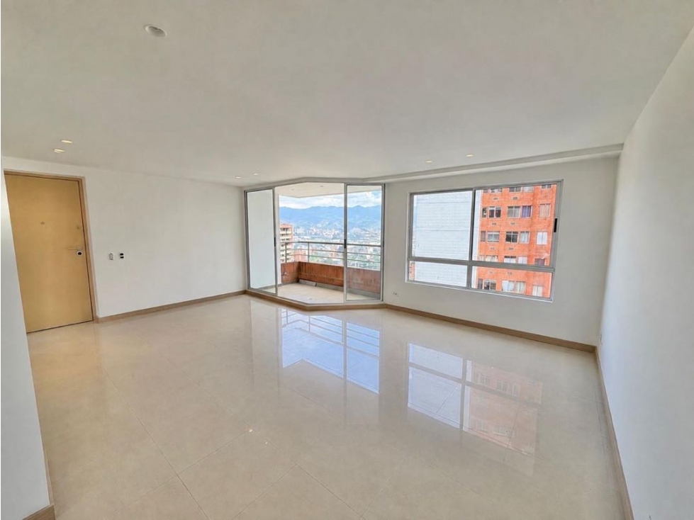 Apartamento en venta en Provenza, Medellín · foto 2 de 13