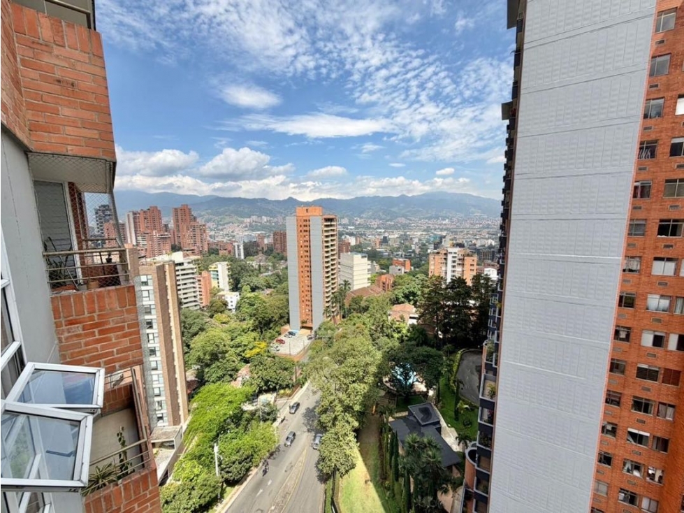 Apartamento en venta en Provenza, Medellín · foto 3 de 13