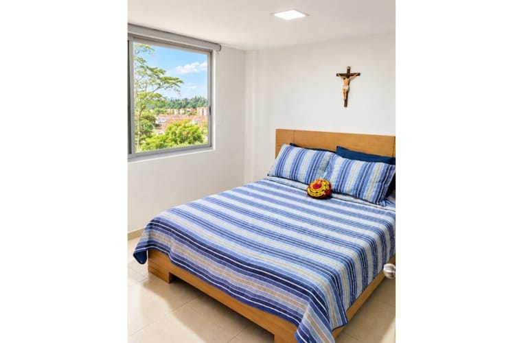 Apartamento de 2 alcobas en venta en Rionegro, 72 m² · foto 4 de 8