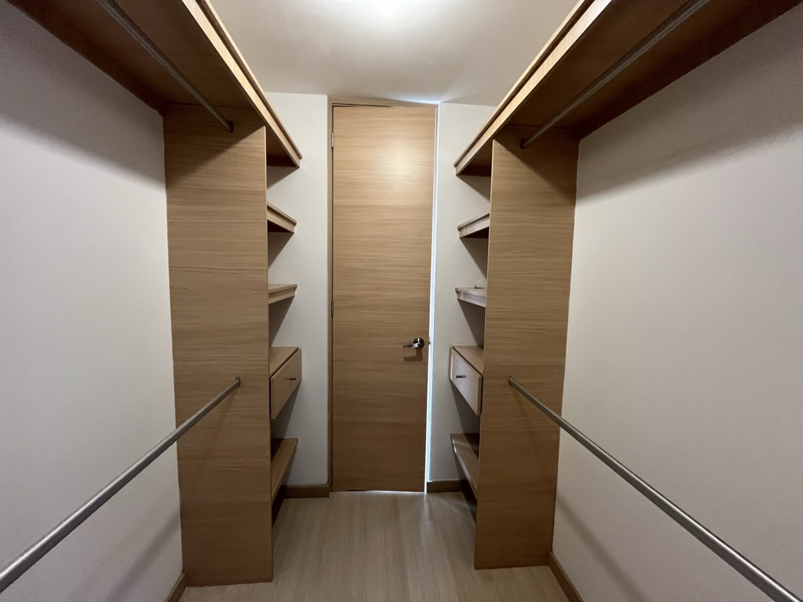 Apartamento en arriendo en Loma Del Esmeraldal, Envigado · foto 13 de 15