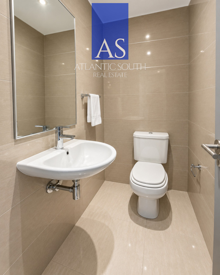 Apartamento de 2 dormitorios en venta y alquiler a 200 metros del mar en Playa Mansa · Foto 6