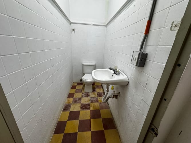 Local en arriendo en Granada, Medellín, 33 m² · foto 13 de 13