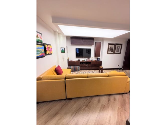 Apartamento de 3 alcobas en venta en Chicó Navarra, Bogotá, 247 m² · foto 7 de 23