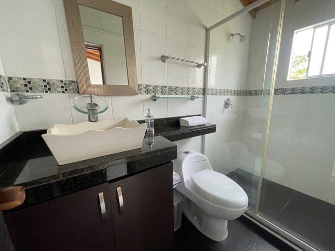 Apartamento de 3 alcobas en arriendo en Rodeo Alto, Medellín, 75 m² · foto 7 de 7