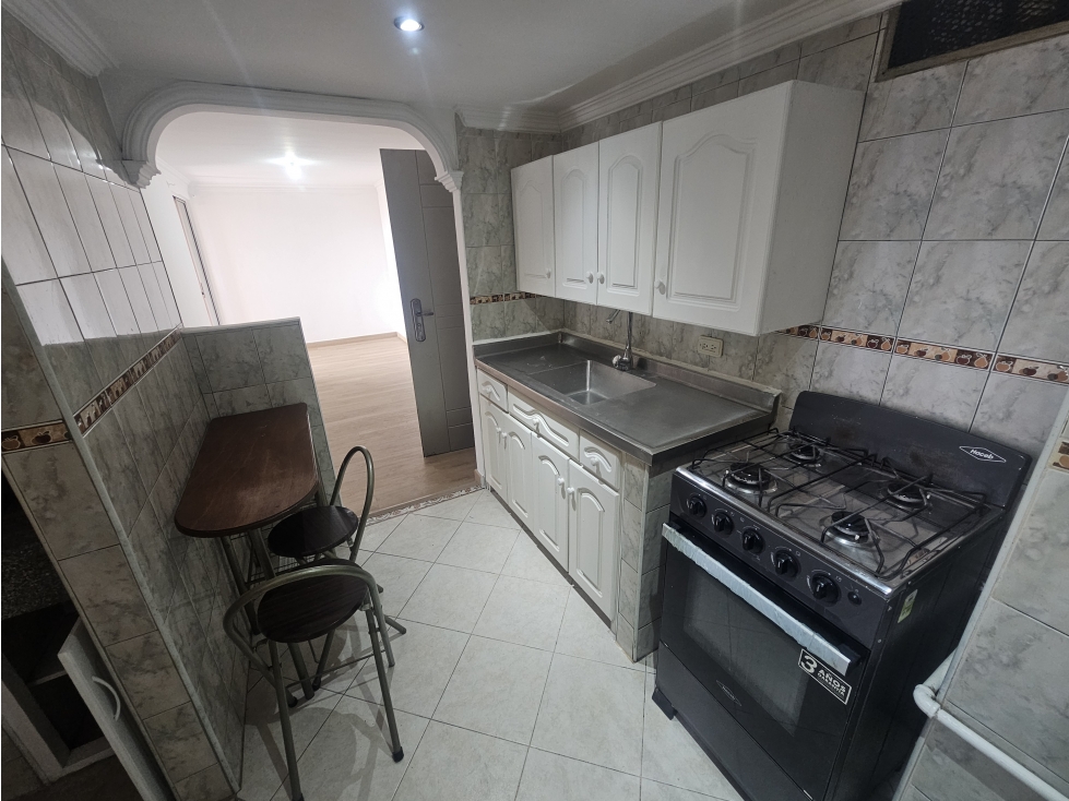 Apartamento en venta en Prado, Medellín · foto 2 de 14