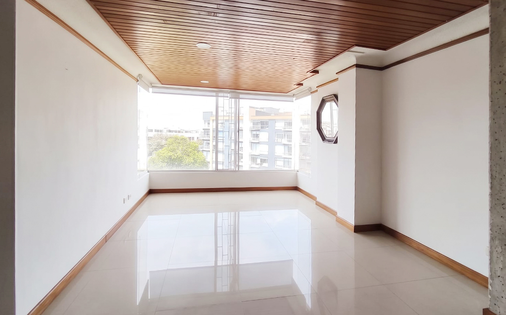 Apartamento en venta en Santa Barbara, Bogotá · foto 2 de 20
