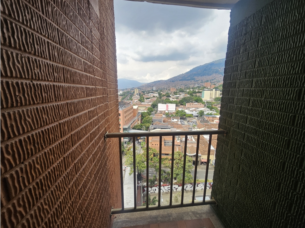 Apartamento en venta en Prado, Medellín · foto 5 de 14