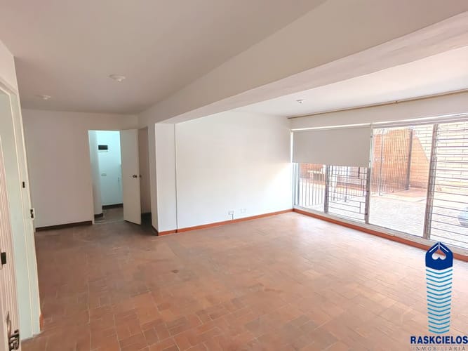 Local en arriendo en Lorena, Medellín, 40 m² · foto 2 de 12