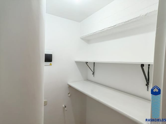 Local en arriendo en Lorena, Medellín, 40 m² · foto 11 de 12