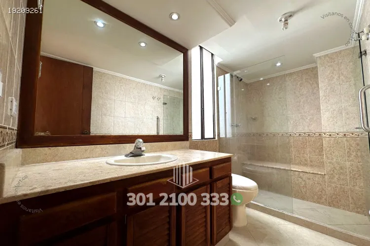 Apartamento de 3 alcobas en arriendo en Las Lomas No.1, Medellín, 151 m² · foto 20 de 24