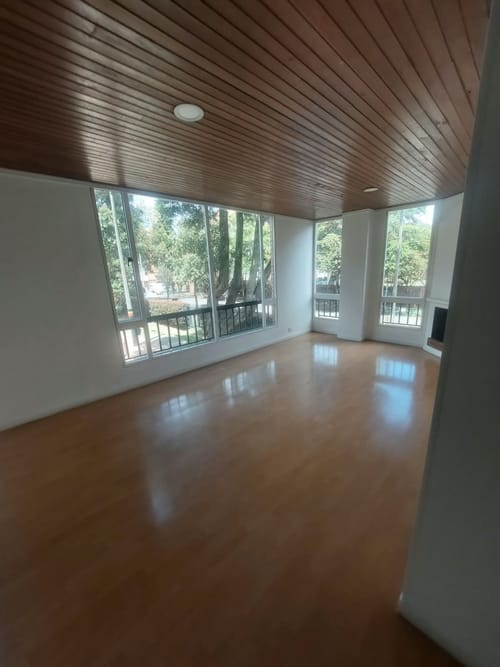 Apartamento de 2 alcobas en arriendo en Tejares Del Norte, Bogotá, 67 m² · foto 16 de 24