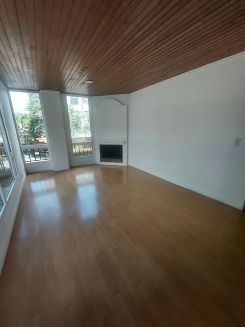 Apartamento de 2 alcobas en arriendo en Tejares Del Norte, Bogotá, 67 m² · foto 17 de 24