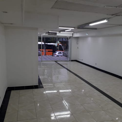 Local en arriendo en Santa Isabel, Cali, 64 m² · foto 2 de 12
