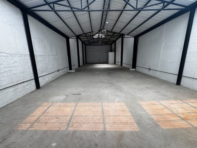 Bodega en arriendo en Granada, Medellín, 162 m² · foto 4 de 15