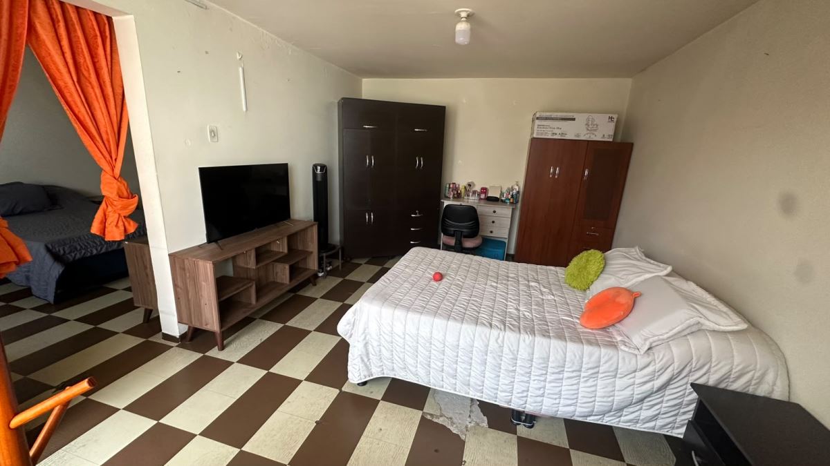 Casa en venta en Engativá, Bogotá · foto 11 de 24