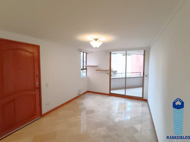Apartamento de 3 alcobas en arriendo en Laureles, Medellín, 100 m² · foto 2 de 20