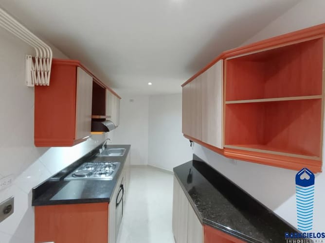 Apartamento de 3 alcobas en arriendo en Laureles, Medellín, 100 m² · foto 9 de 20