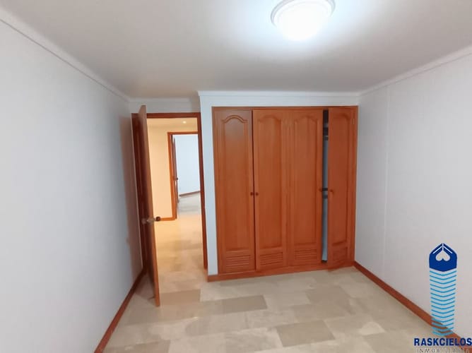 Apartamento de 3 alcobas en arriendo en Laureles, Medellín, 100 m² · foto 16 de 20