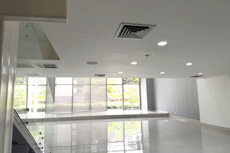 Local en venta en Villa Carlota, Medellín, 262 m² · foto 4 de 13