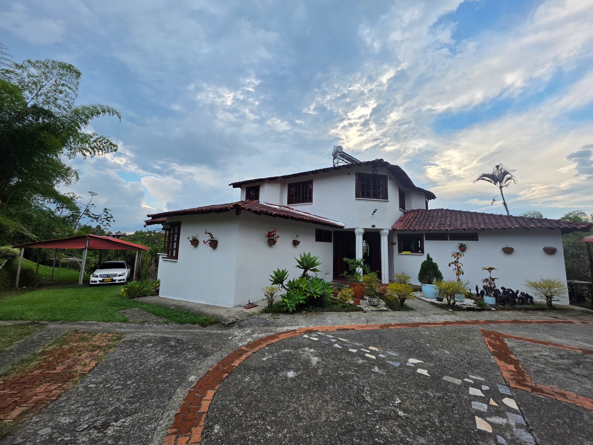 Casa en venta en Tribunas Corcega, Pereira · foto 2 de 24