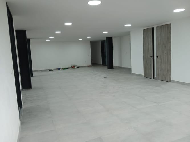 Oficina en arriendo en Belén, Medellín, 165 m² · foto 6 de 14