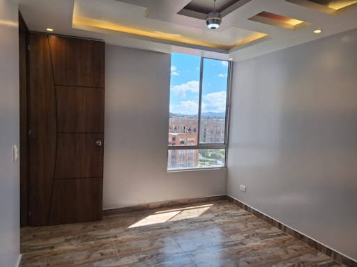 Apartamento de 3 alcobas en arriendo en El Cortijo, Madrid, 56 m² · foto 8 de 21