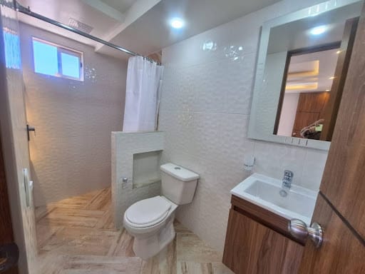 Apartamento de 3 alcobas en arriendo en El Cortijo, Madrid, 56 m² · foto 12 de 21