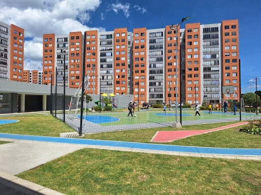 Apartamento de 3 alcobas en arriendo en El Cortijo, Madrid, 56 m² · foto 21 de 21