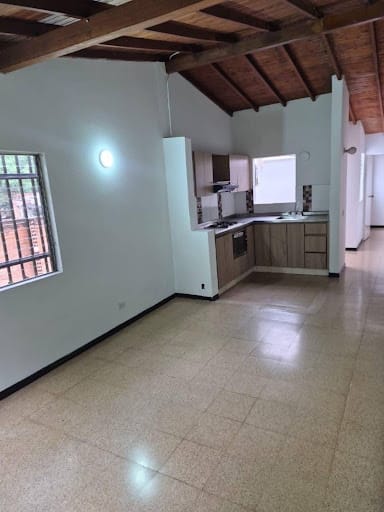 Casa de 3 alcobas en arriendo en Quintas Del Sol De La Mota, Medellín, 68 m² · foto 18 de 19