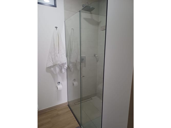 Apartamento de 2 alcobas en venta en Sajonia, Rionegro, 106 m² · foto 11 de 12