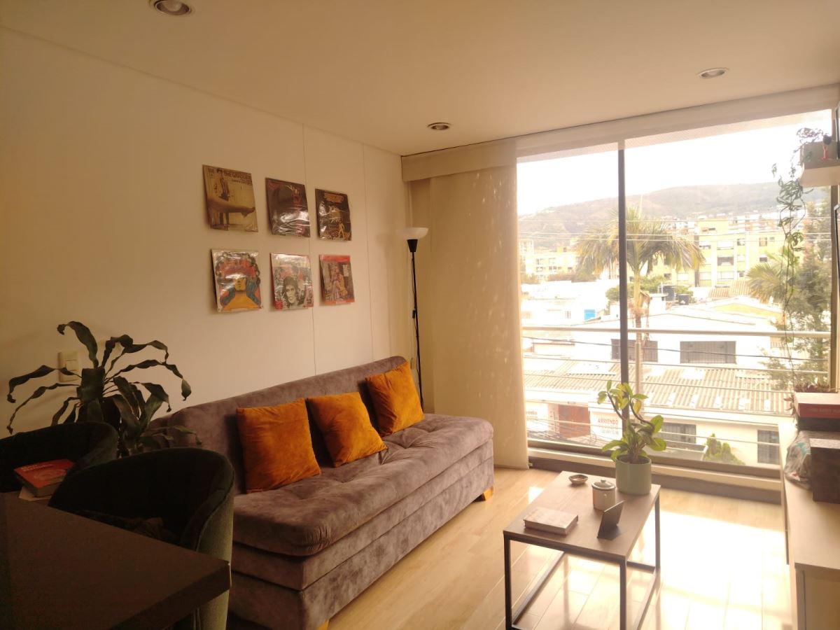 Apartamento en venta en Cedritos, Bogotá · foto 2 de 20