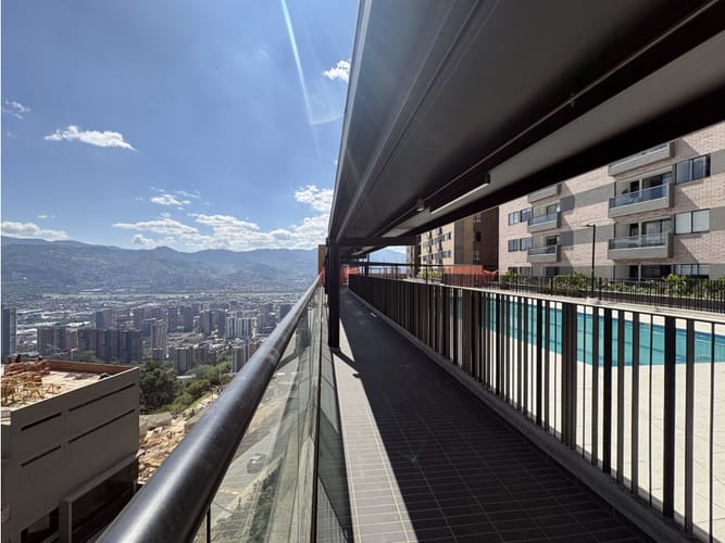 Apartamento de 2 alcobas en venta en Las Palmas, Medellín, 64 m² · foto 13 de 18
