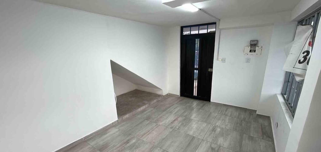 Local en arriendo en Hacienda Cuba, Pereira, 12 m² · foto 2 de 10