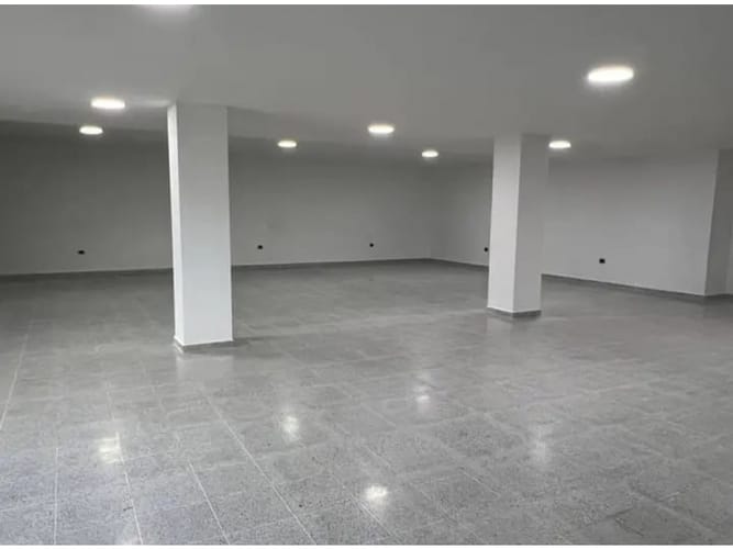 Local en arriendo en Villa Nueva, Medellín, 95 m² · foto 7 de 8