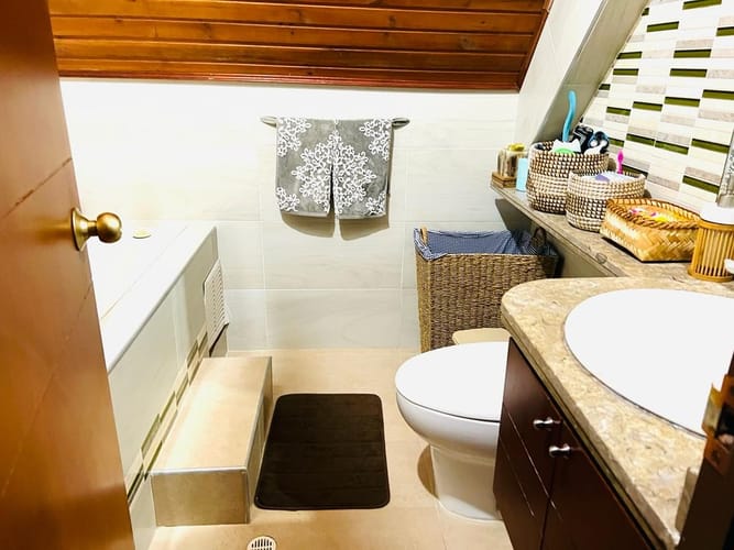 Apartamento de 3 alcobas en venta en La Emilia, Bogotá, 140 m² · foto 4 de 19
