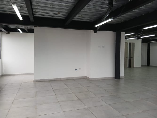Oficina en arriendo en Belén, Medellín, 120 m² · foto 5 de 11