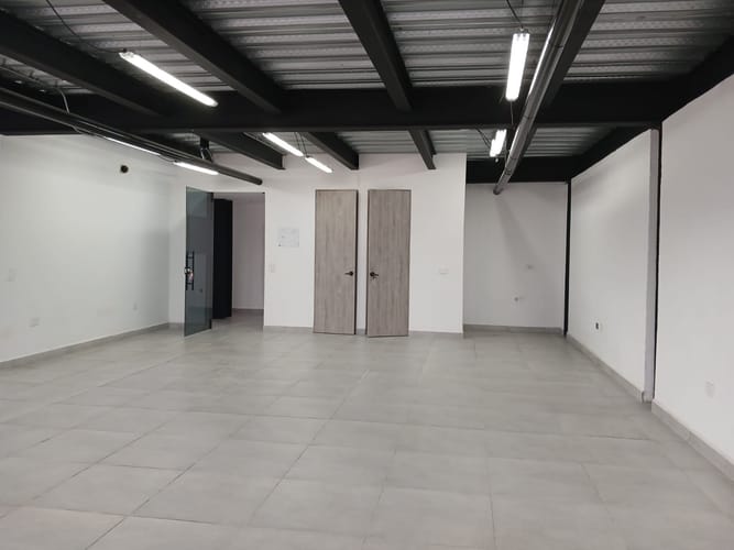 Oficina en arriendo en Belén, Medellín, 120 m² · foto 7 de 11